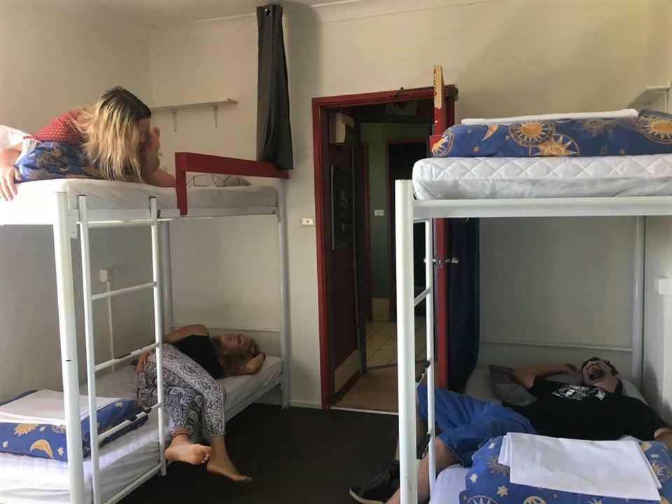 Beachside Backpackers Порт Макари Екстериор снимка